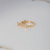 Anillo Solitario Churumbela 2.35gr / T6 1/4 / Circones Blancos Oro Amarillo $
