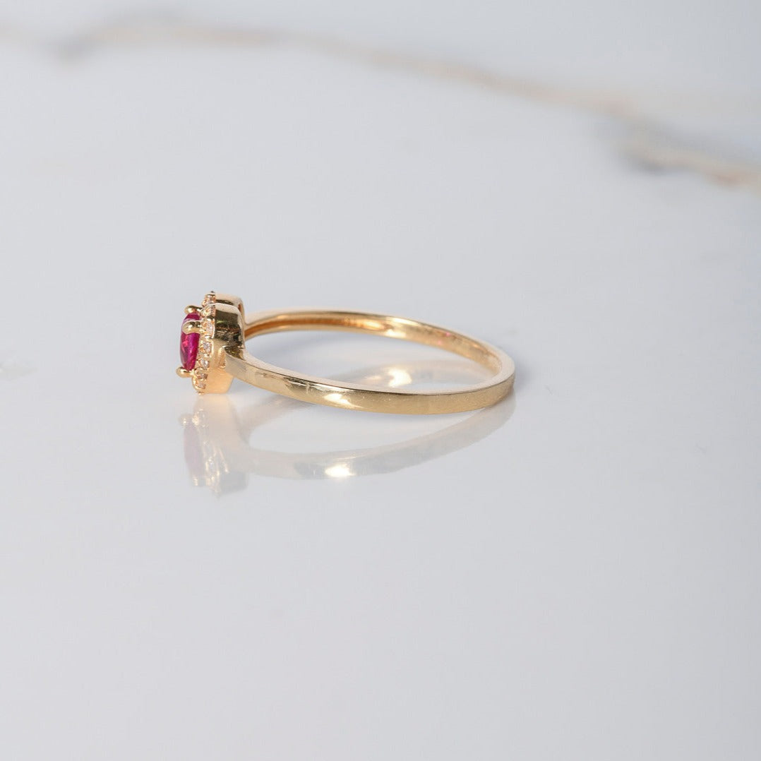 Anillo Corazón 2gr / T7 1/4 / Circones Blancos Fucsia Oro Amarillo $