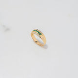 Anillo Rustico 3.4gr / T8 1/2 / Circones Blancos Verdes Oro Amarillo $
