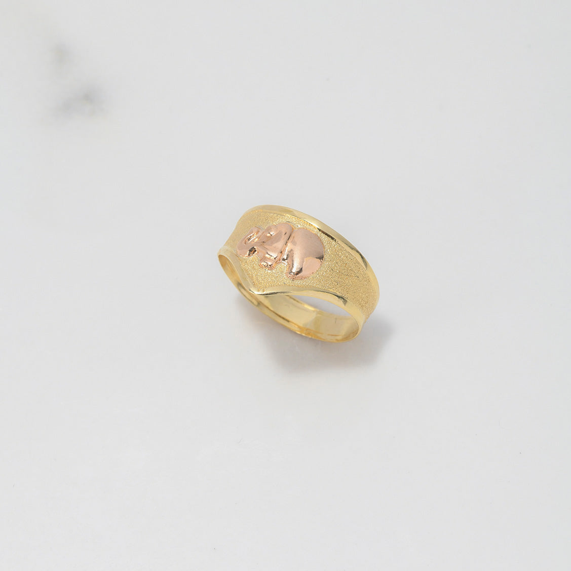 Anillo Elefante 1.75gr / T6 3/4 / Punteado Dos Oros Amarillo Rosa $