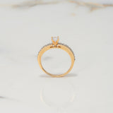Anillo Solitario Churumbela 2.7gr / T6 3/4 / Circones Blancos Dos Oros Amarillo Blanco $
