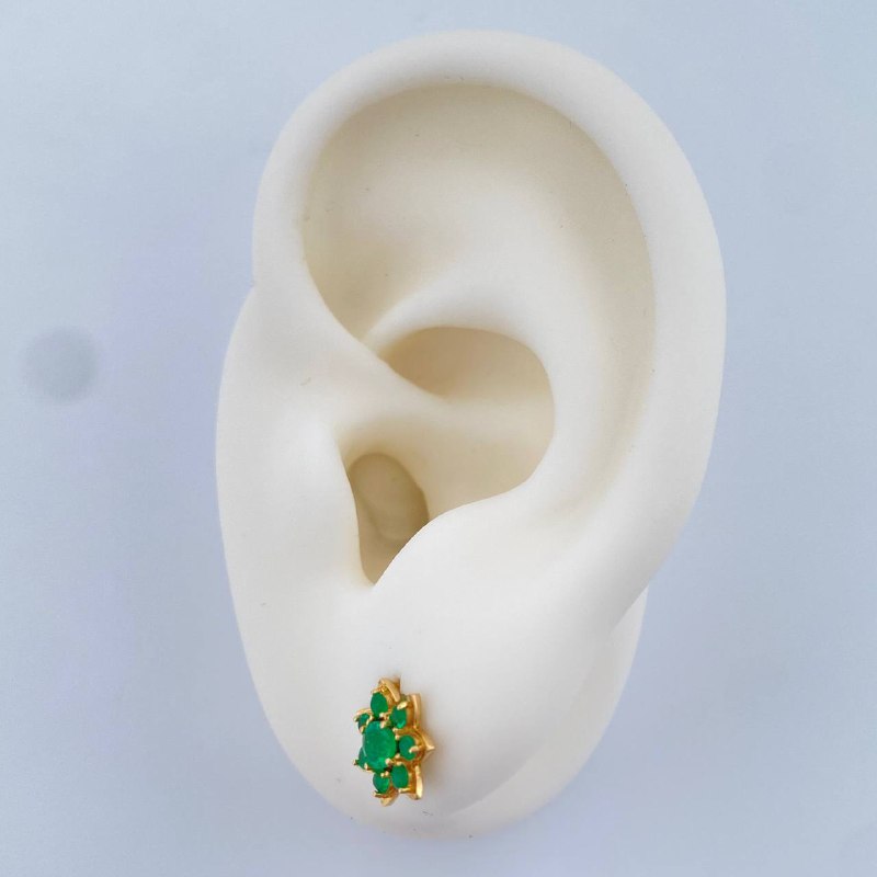 Topos Flor Esmeralda 1.8gr / Oro Amarillo 18K %