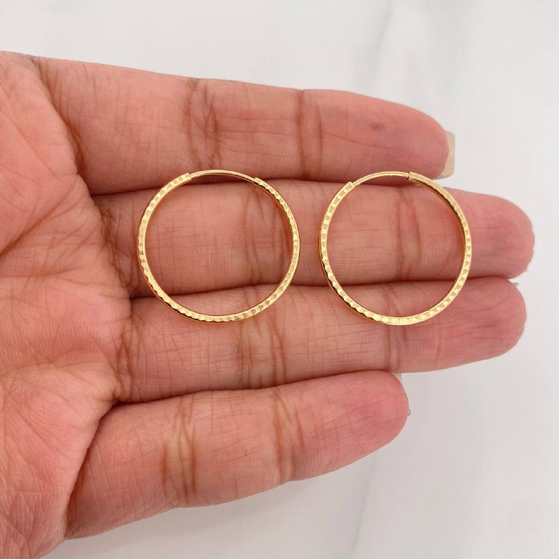 Candongas Aro Rayado 1.65 g / 2.4 cm Oro Amarillo 18K