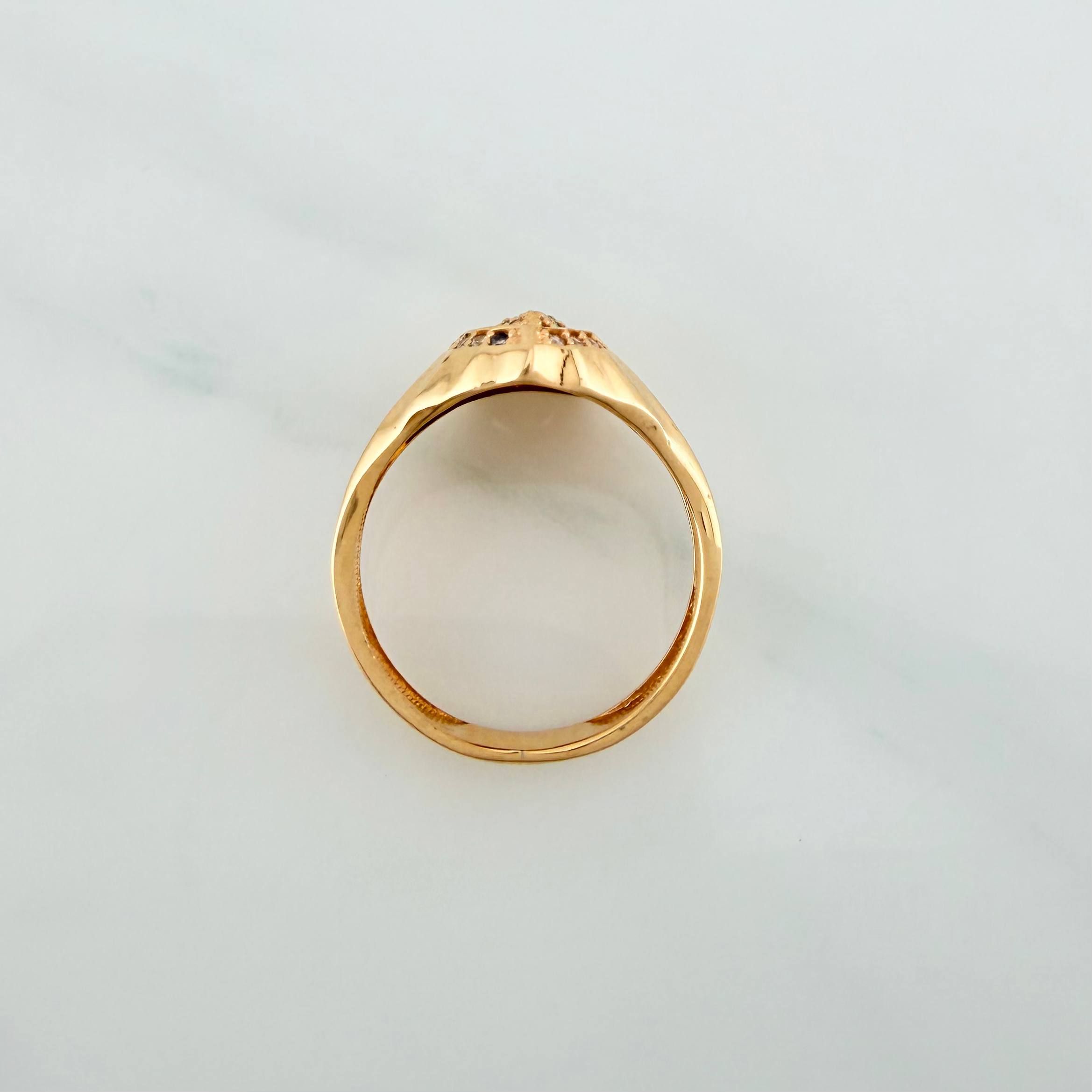 Anillo Virgen De Guadalupe 4.35 g / T7 1/2 Oro Amarillo 18K
