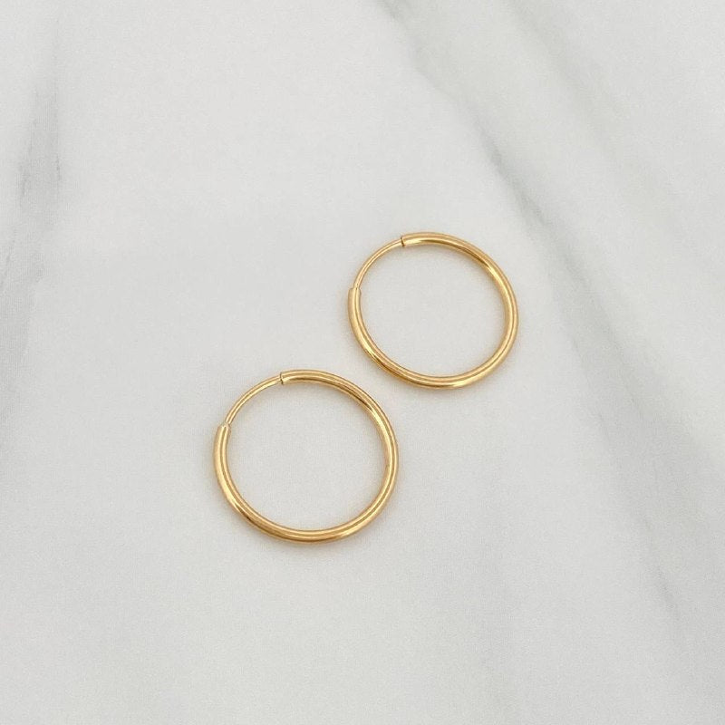 Candongas Aro Liso 0.7 g / 1.5 cm Oro Amarillo 18K