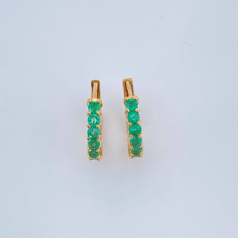 Candongas Tupida Esmeralda 1.6gr / 1.1cm / Oro Amarillo 18K %