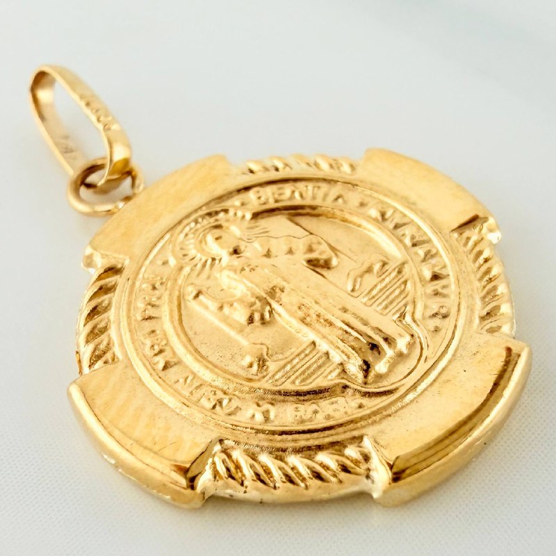 Dije San Benito 2.05 g / 3 cm Oro Amarillo 18K