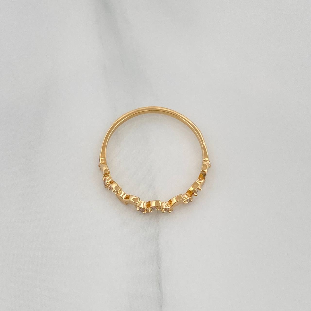 Anillo Hojas 1.25 g / T6 3/4 Oro Amarillo 18K
