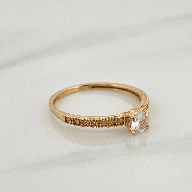 Anillo Solitario Churumbela 1.3gr / T5 1/2 / 2.2cm / Oro Amarillo 18K $