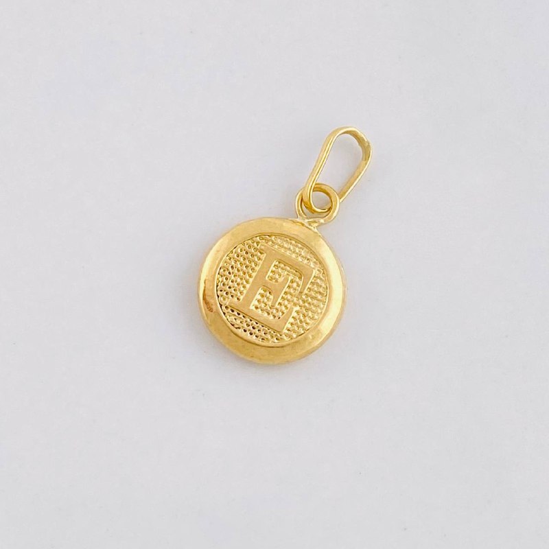 Dije Circulo Letra E 0.4g / 1.6cm Oro Amarillo 18K