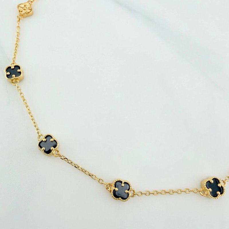 Pulso Trebol Aro Seguido 3.2 g / 21.5 cm / 4.8 mm Oro Amarillo 18K