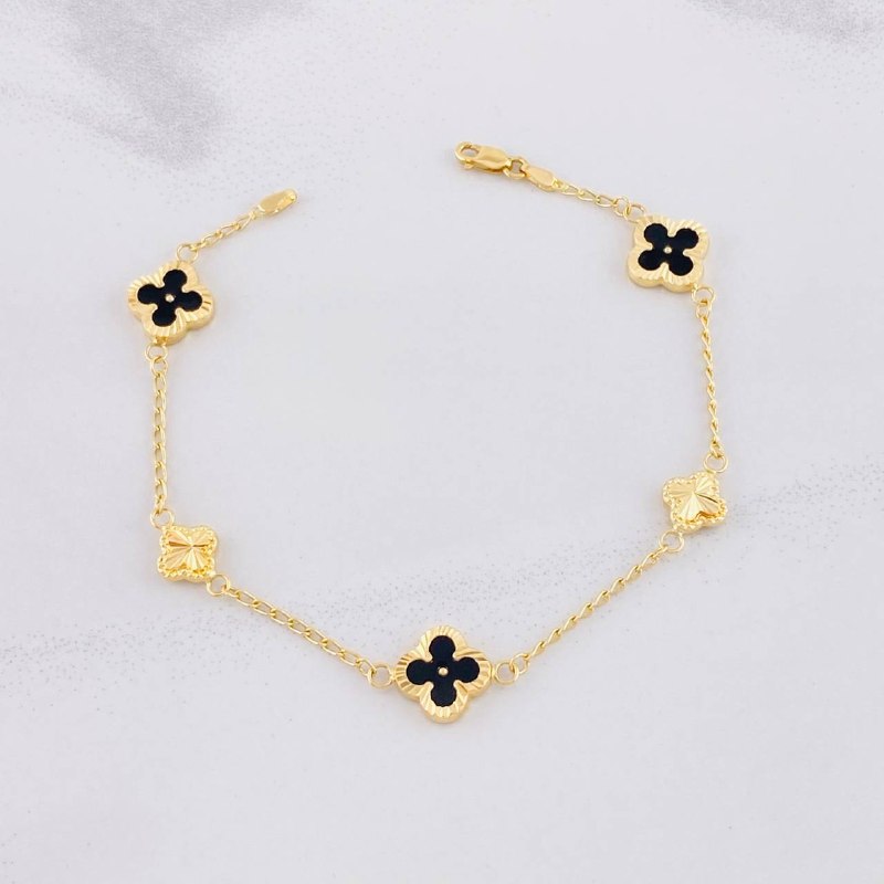 Pulso Trébol Intercalado Diamantados 3.45g / 18.2cm / 1.7mm Oro Amarillo 18K