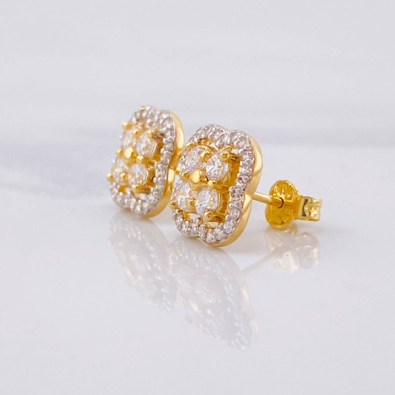 Topos Trebol 2.8g / 9.79mm Oro Amarillo 18K