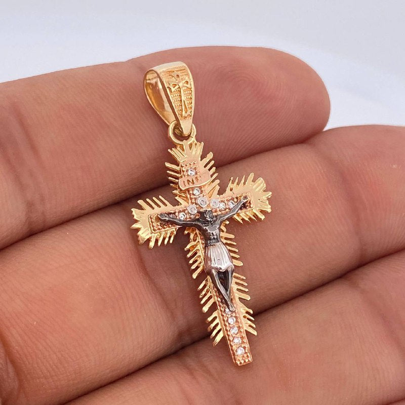 Dije Milagroso De Buga 4.3gr / 3.9cm / Tres Oros 18K $