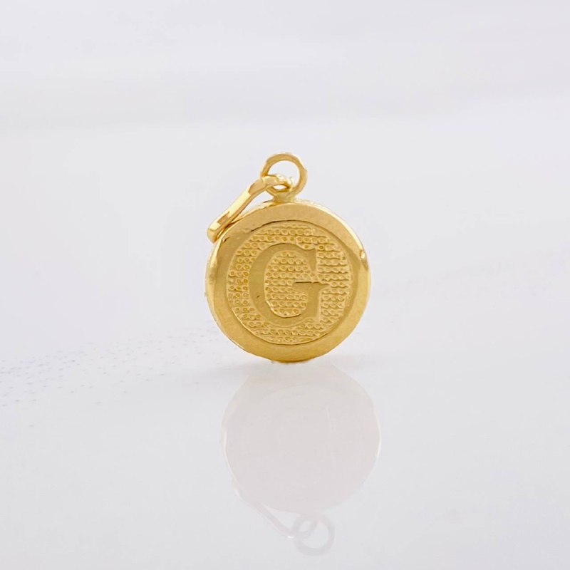 Dije Circulo Letra G 0.4g / 1.6cm Oro Amarillo 18K