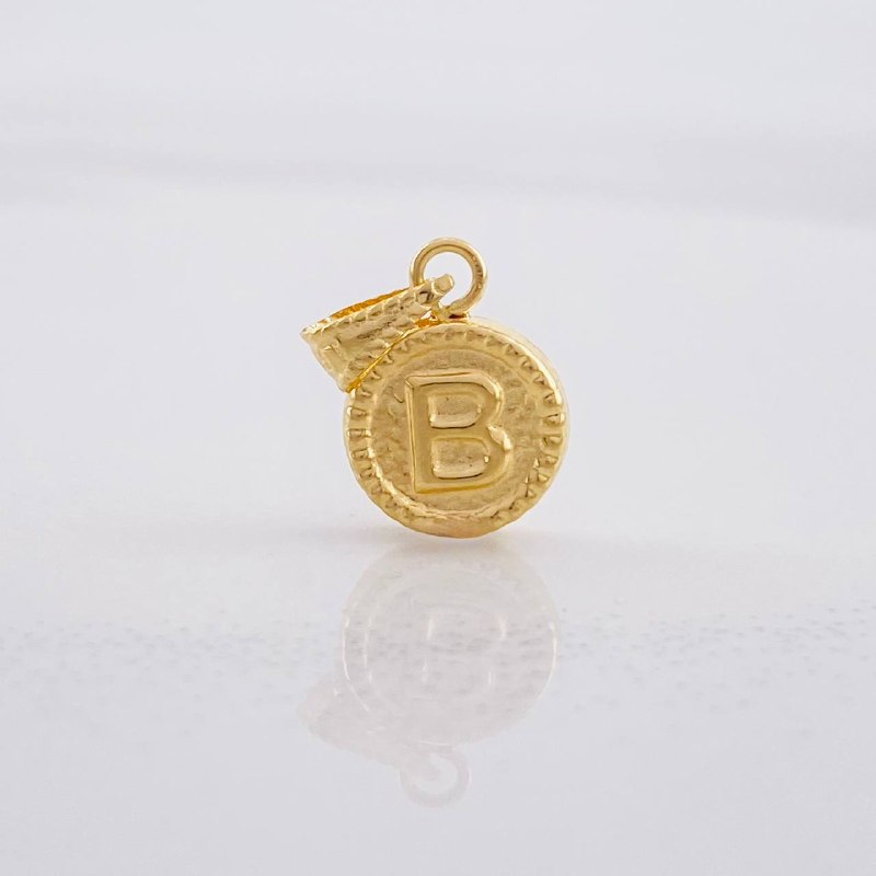 Dije Circulo Letra B 0.45g / 1.5cm Oro Amarillo 18K