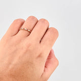 Anillo Corazones Intercalados 1.35g / T7 3/4 Oro Amarillo 18K
