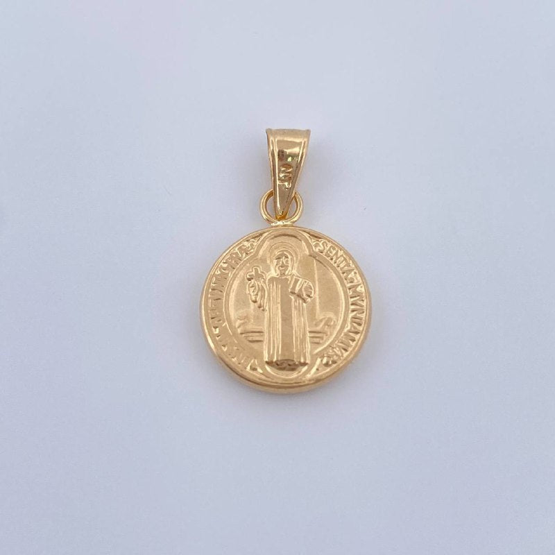 Dije San Benito 0.85gr / 2.2cm / Oro Amarillo 18K &