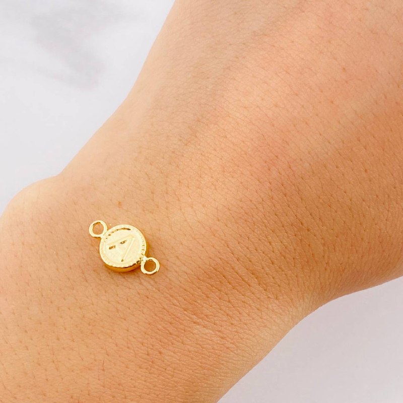 Herraje Circulo Letra A 0.4g / 1.5cm Oro Amarillo 18K