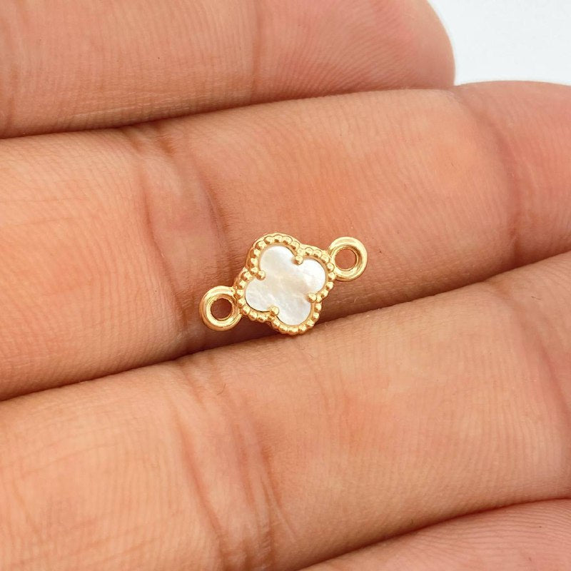Herraje Trebol 0.65gr / 1.2cm / Oro Amarillo 18K &
