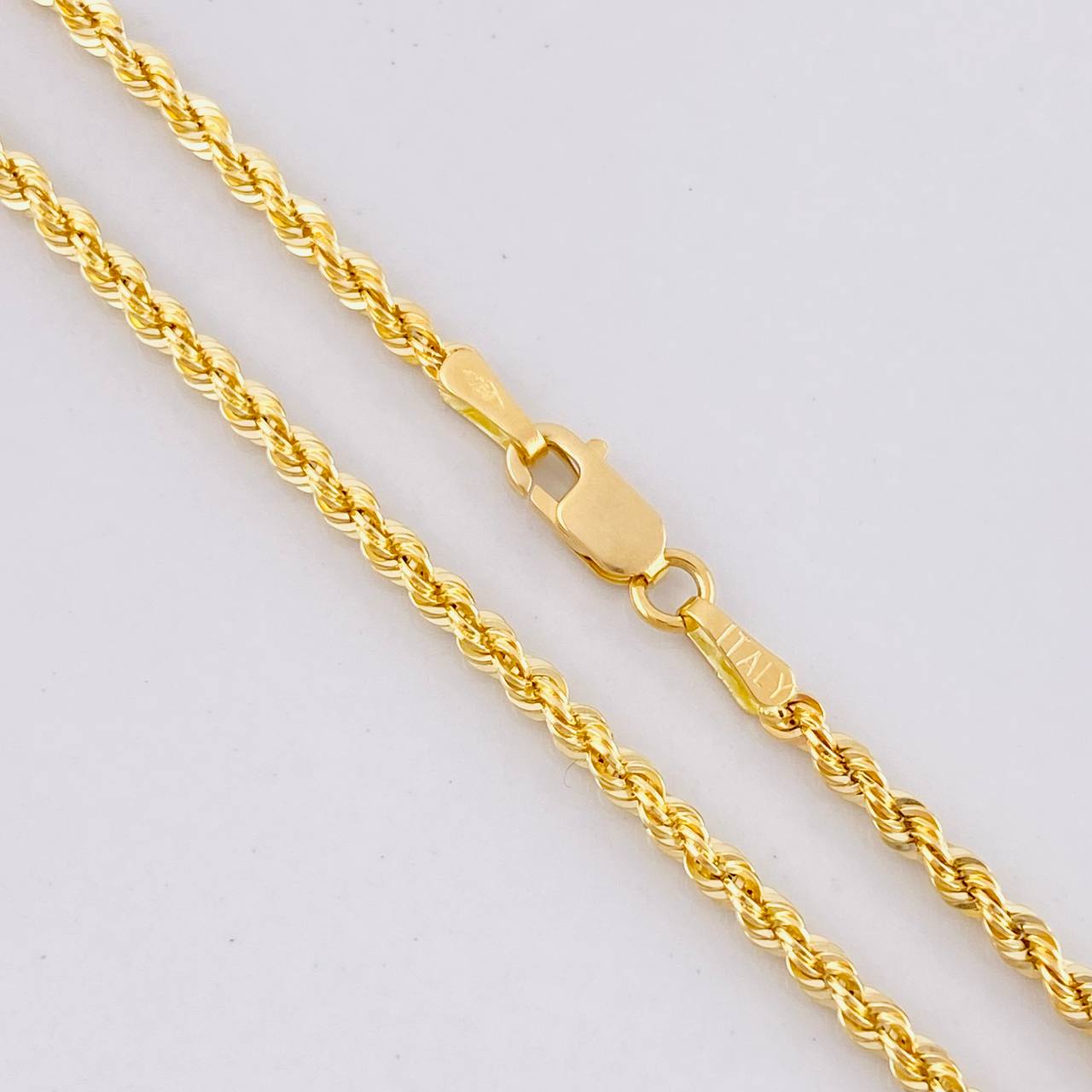 Cadena Lazo 3.1g / 50cm / 2.19mm Oro Amarillo 18K