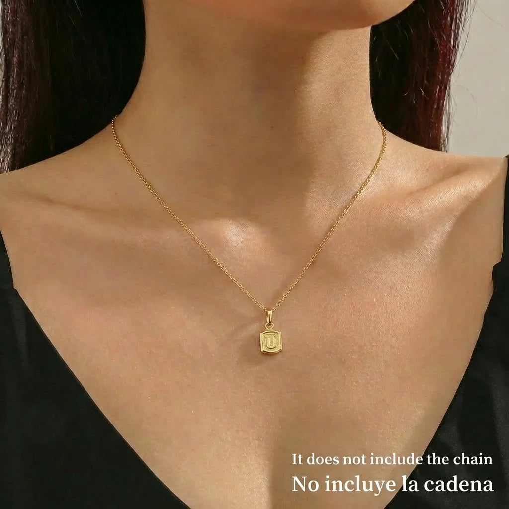 Dije Letra O 0.3g / 1.5cm Oro Amarillo 18K