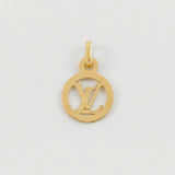 Dije Circulo Letra 0.5 g / 1.9 cm Oro Amarillo 18K