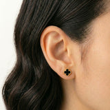 Topos Trebol Onix Negro 1.75 g / 6.35 mm Oro Amarillo 18K