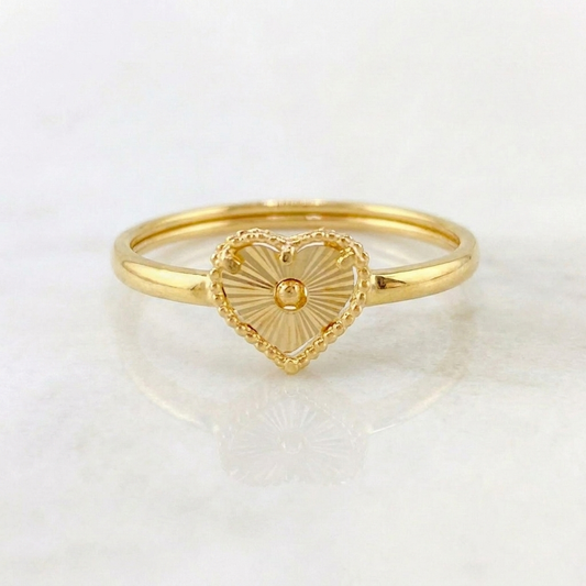 Anillo Corazón Diamantado 1.1 g / T8 1/2 Oro Amarillo 18K