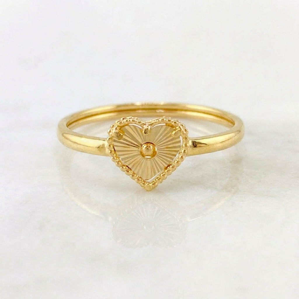 Anillo Corazón Diamantado 1.1 g / T9 1/2 Oro Amarillo 18K