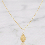 Set Cadena Flor Espejo + Dije Virgen Milagrosa / 1.1gr / 45 cm Oro Amarillo 18K