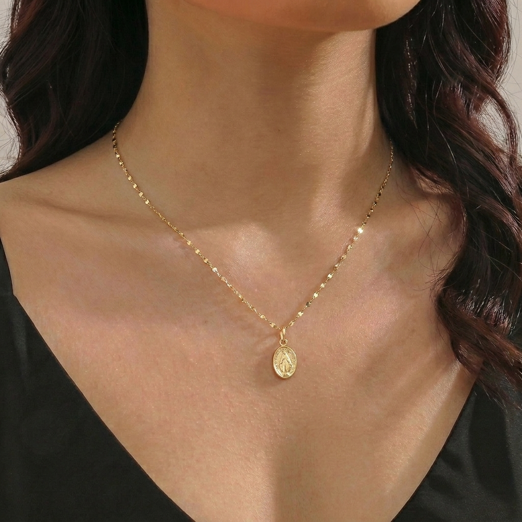 Set Cadena Flor Espejo + Dije Virgen Milagrosa / 1.1gr / 45 cm Oro Amarillo 18K