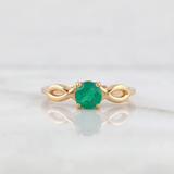 Anillo Solitario Cuadrado Lineas Cruzadas Esmeralda 30pts 2.35gr / T6 3/4 / Oro Amarillo 18K %