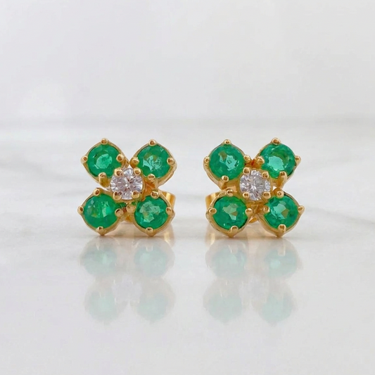 Topos Trebol Esmeraldas 75 Pts Diamantes 08 Pts 1.95gr / 7.4mm Oro Amarillo 18K %