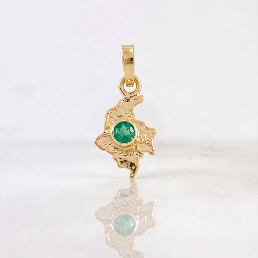 Dije Mapa Colombia Esmeralda 3Pts 0.2 g / 1.2 cm Oro Amarillo 18K