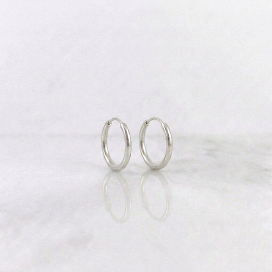 Candongas Aro Liso 0.4gr / 1.1cm / Oro Blanco 18K