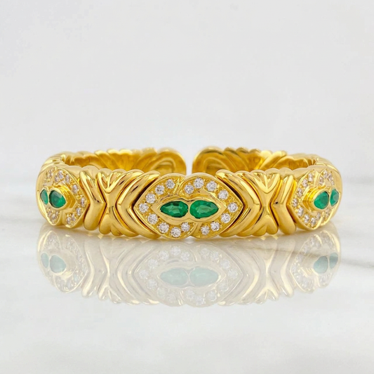 Pulso Aro Corazones Entrelazados Diamantes 2.17qts Esmeraldas 96pts 59.65g / 15cm / 11.8mm Oro Amarillo 18K