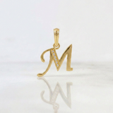 Dije Letra Cursiva M 1.2g / 2.1cm Oro Amarillo 18K