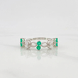 Anillo Flores Esmeraldas 39Pts 2.05 g / T7 Plata 925
