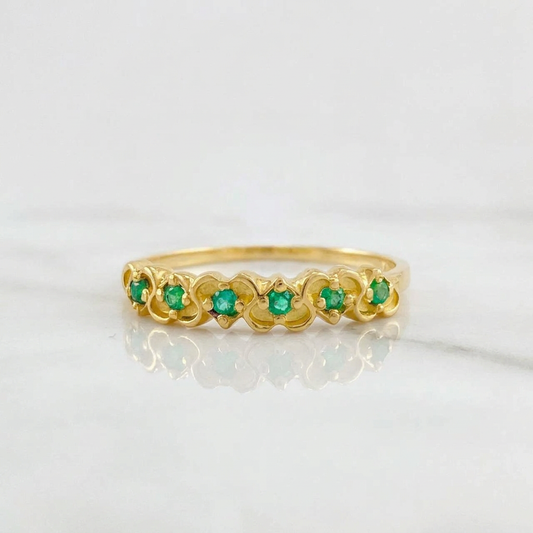 Anillo Corazones Intercalados Esmeraldas 15pts 1.55gr / T6 1/4 / Oro 18K╦