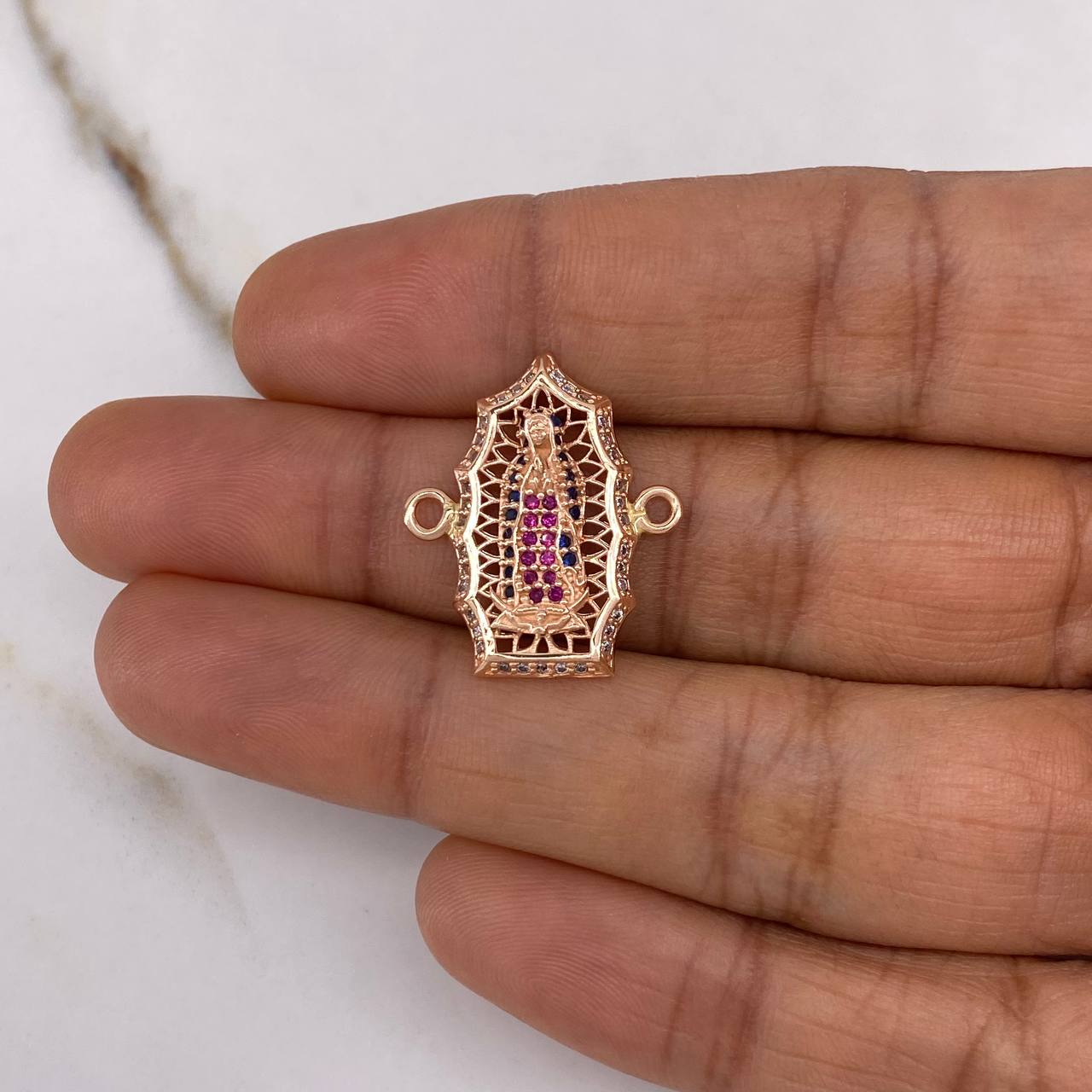 Herraje Virgen Guadalupe 2.8gr / 2.3cm / Circones Blancos Azules Fucsias Oro Rosa &