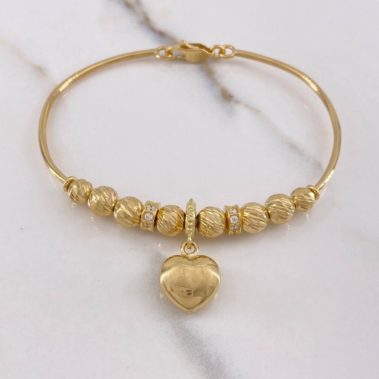 Pulso Aro Corazon 7.9gr / 17cm / 5mm-6mm Bolas Diamantadas Circones Blancos Oro Amarillo $