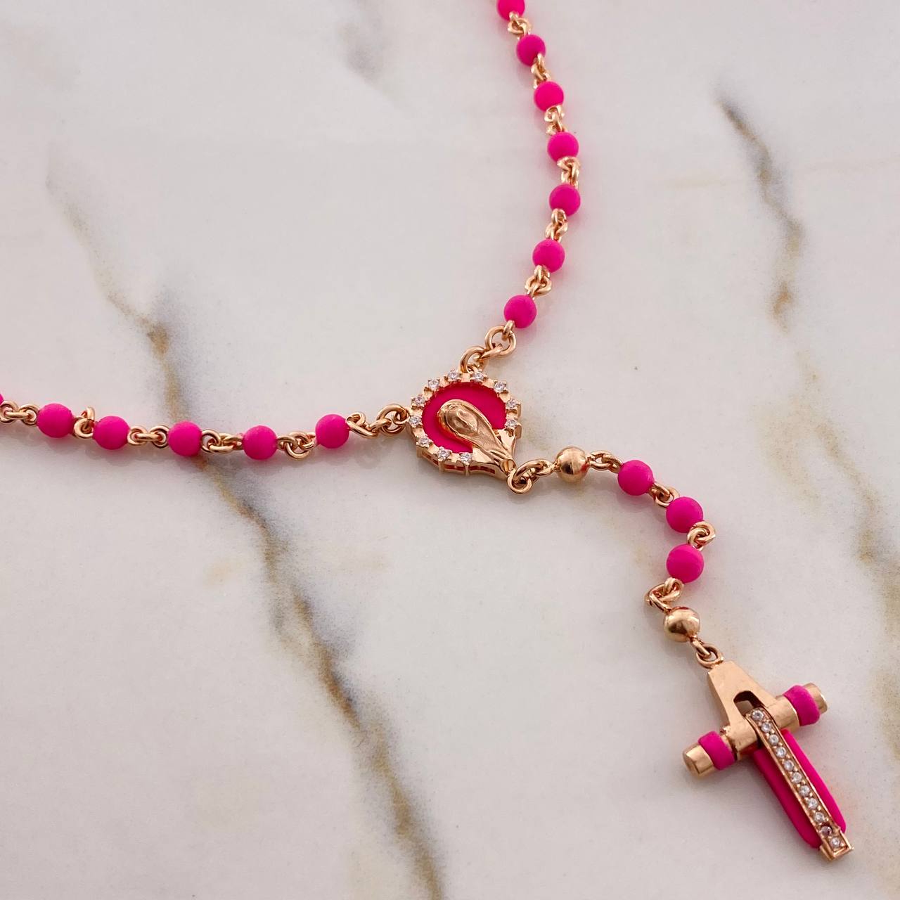 Rosario Virgen Maria 15gr / 50cm / 3mm Nepreno Rosado Circones Blancos Oro Rosa $