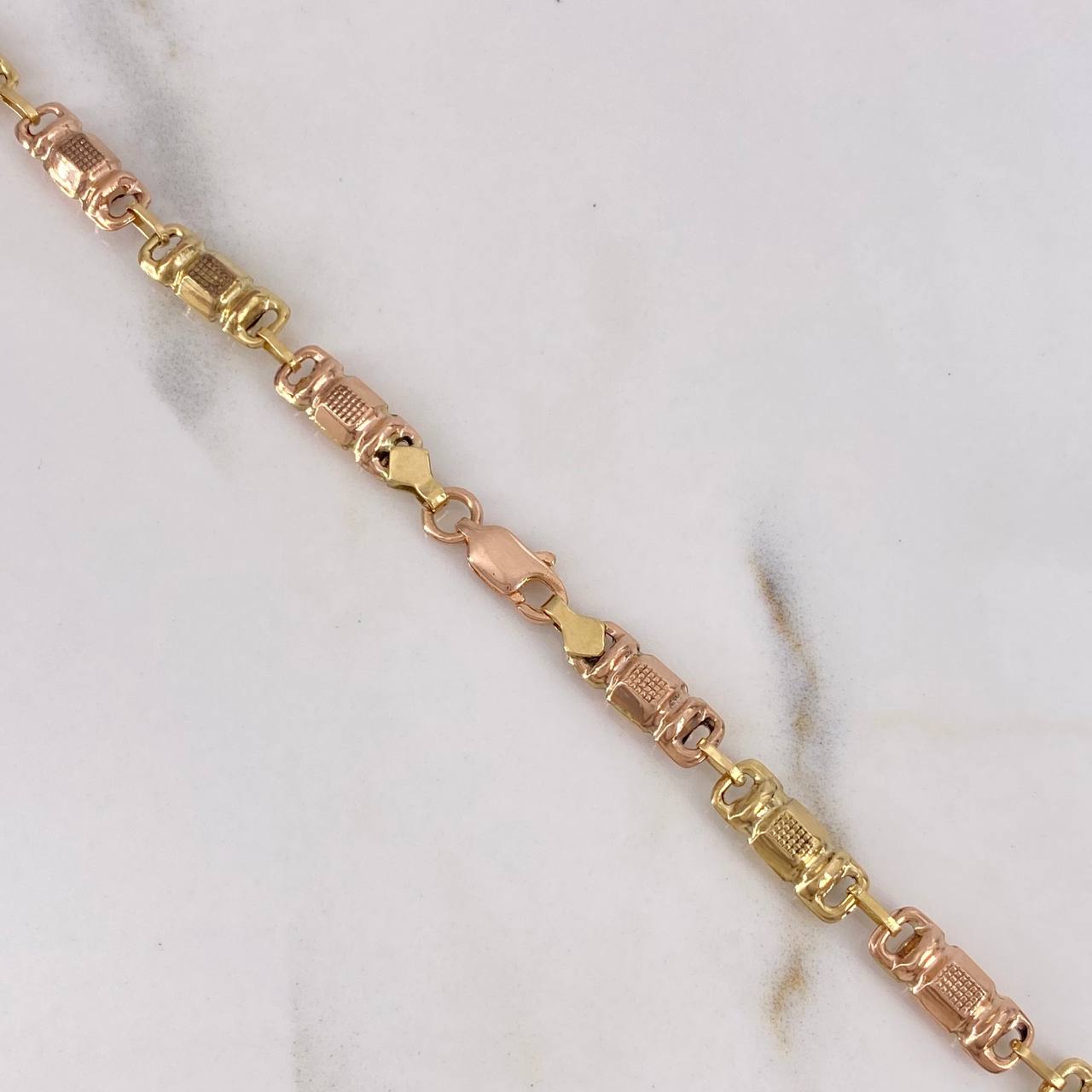 Cadena Rustica 11.7gr / 60cm / 4.6mm Barril Escamado Dos Oros Amarillo Rosa 18K $