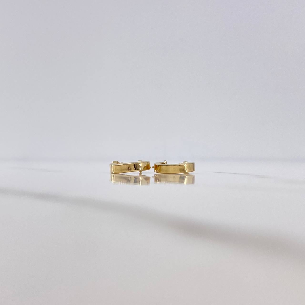 Candongas Fabi 0.95gr / 1.3cm / Oro Amarillo 18K $
