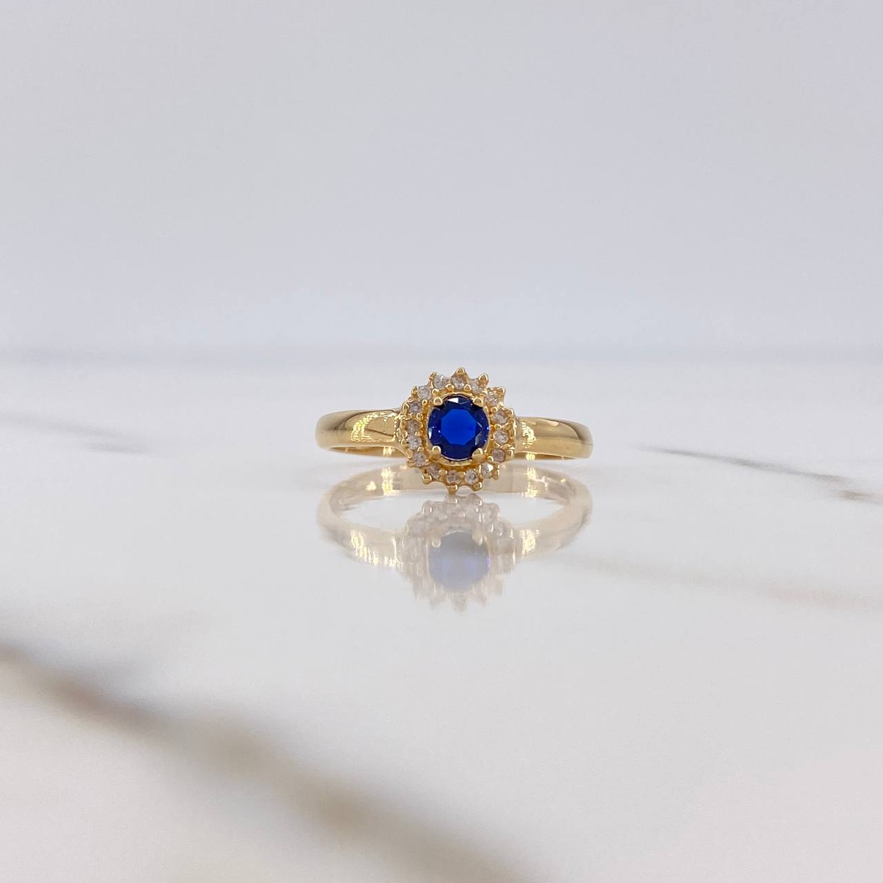Anillo Halo 2.45gr / T7 / Circones Blancos Azul Oro Amarillo 18K $