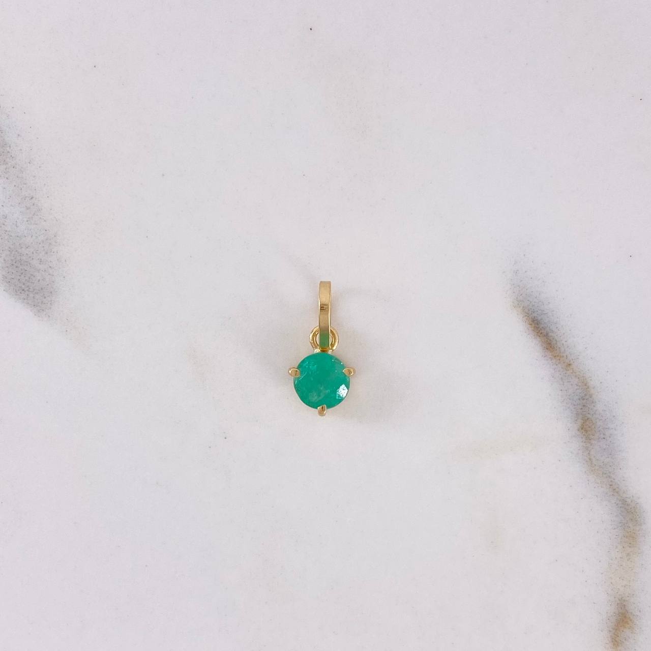 Dije Halo Grande 0.45gr / 1.3cm / Esmeralda 58pts Oro Amarillo 18K (Joya) $