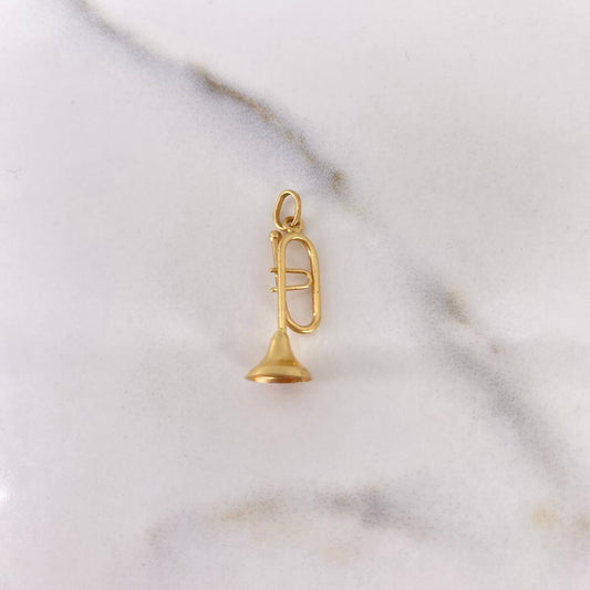 Dije Trompeta 1.1gr / 2.6cm / Liso Oro Amarillo 18K &