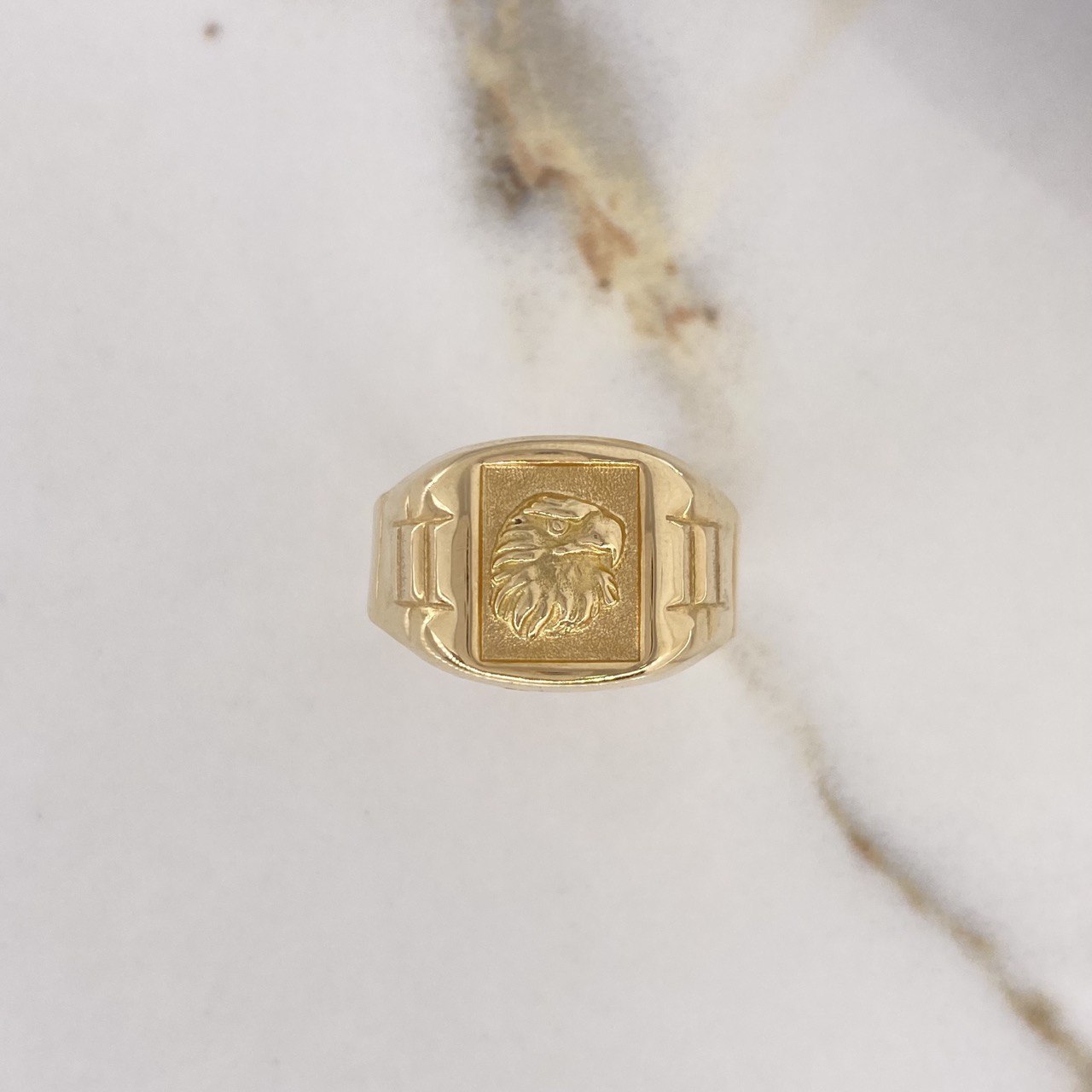 Anillo Sello Aguila 3.6gr / T9 3/4 / Oro Amarillo $