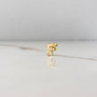Dije Letra F 0.6gr / 0.7cm / 3D Lisa Oro Amarillo $